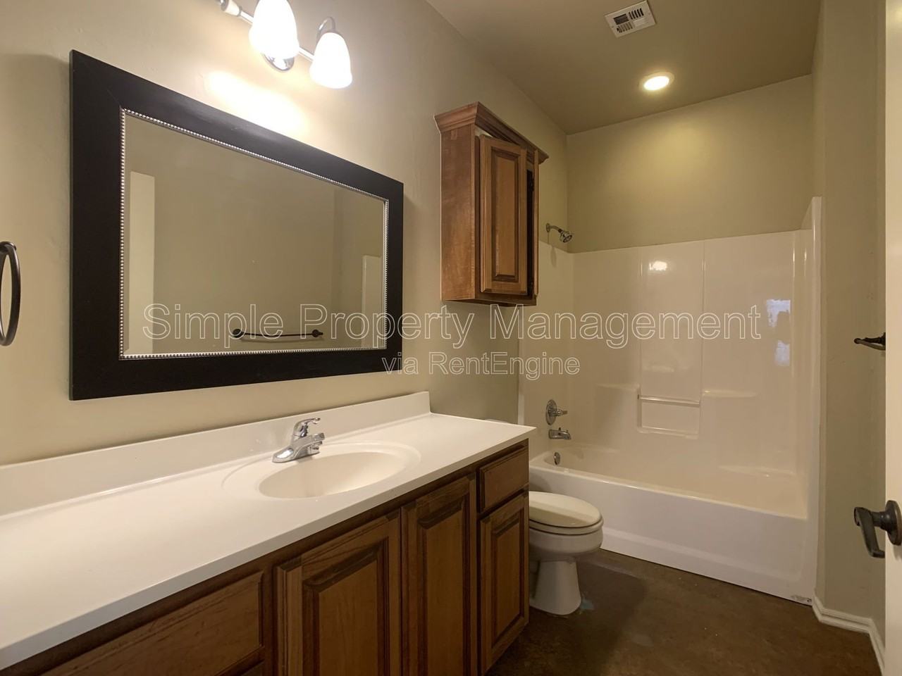 14628 1st St - Photo 7 of 9