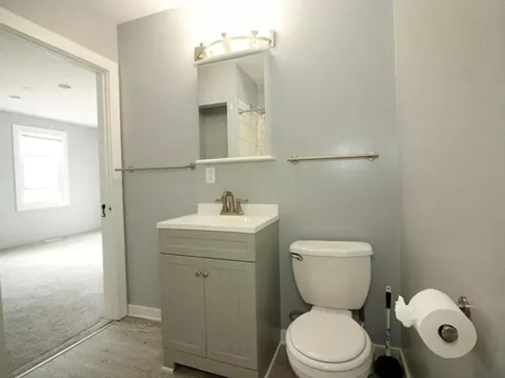 1428 S 3rd St - Photo 2 of 8