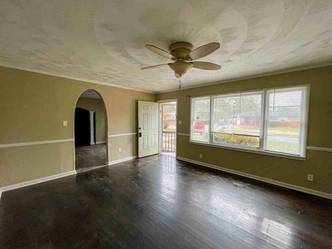 2417 Esther Ave Nw #14768842 - Photo 5 of 17