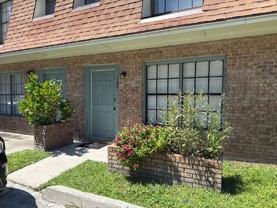 1300 Arlington Ln Ne Apt 129 - Photo 1 of 1