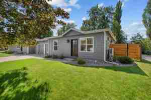 featured image of 1222 4th St W