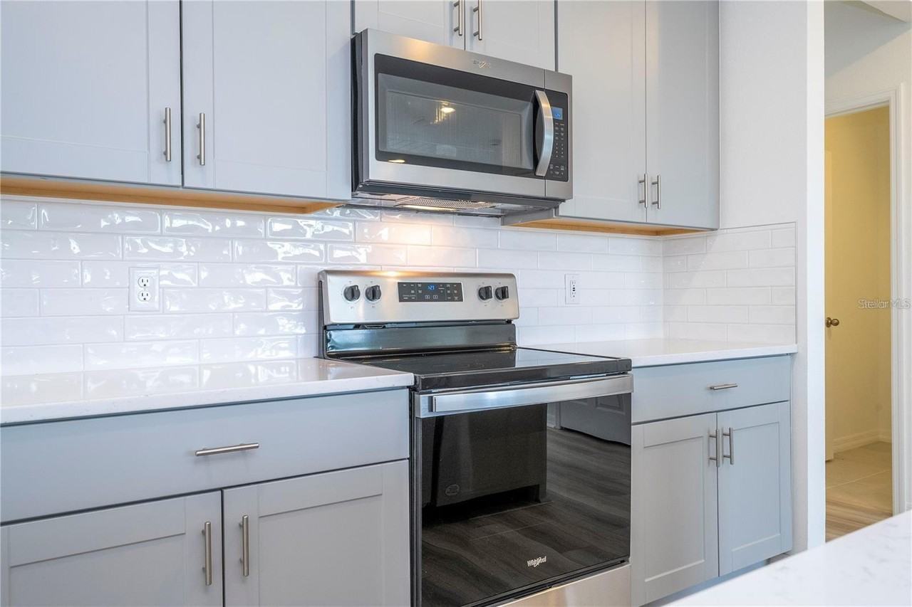 4549 Burrowing Owl Loop - Photo 5 of 38