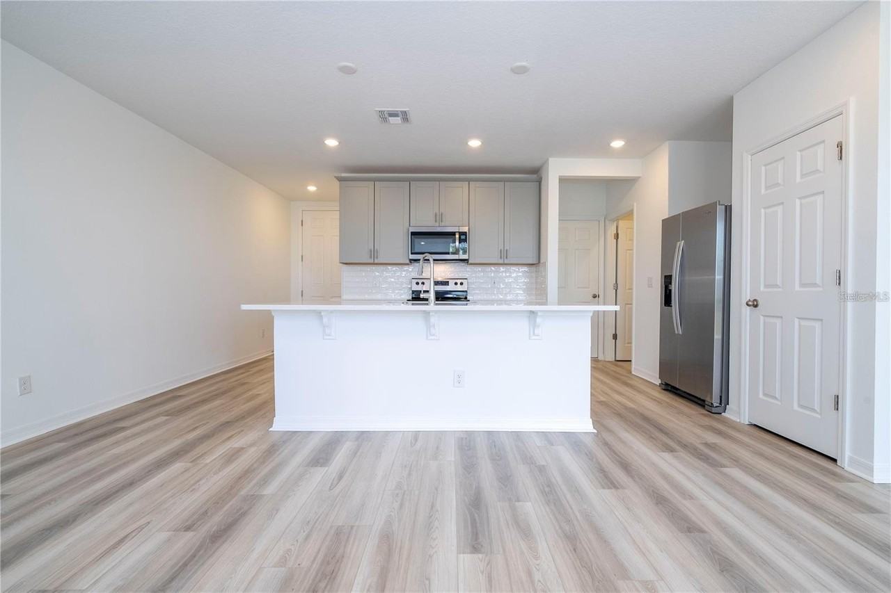 4549 Burrowing Owl Loop - Photo 7 of 38