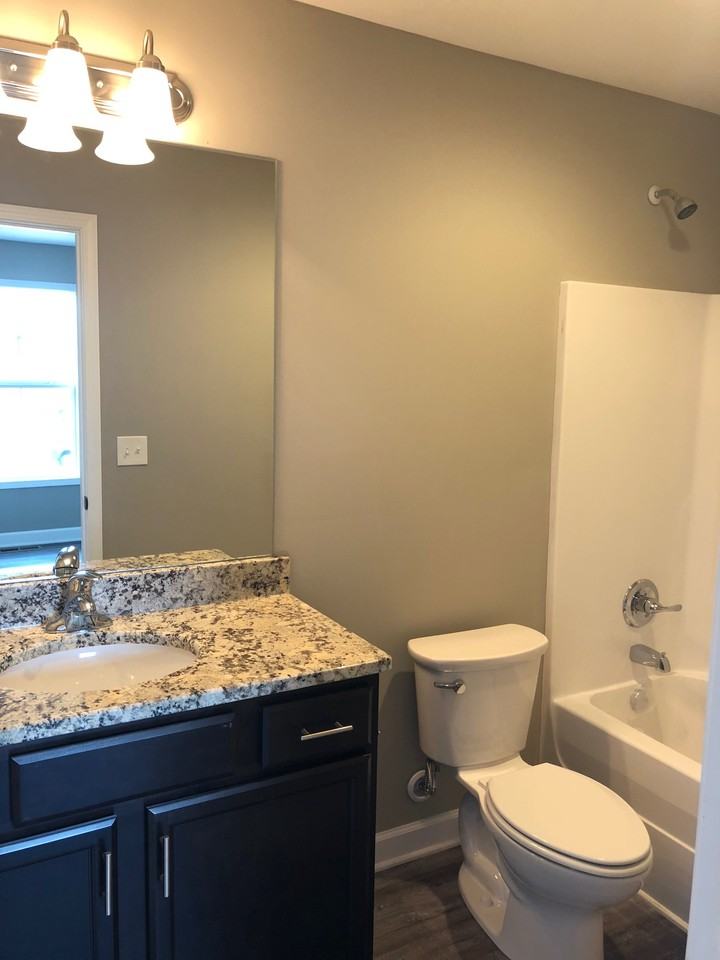 175 Creekwood Avenue #C - Photo 3 of 16