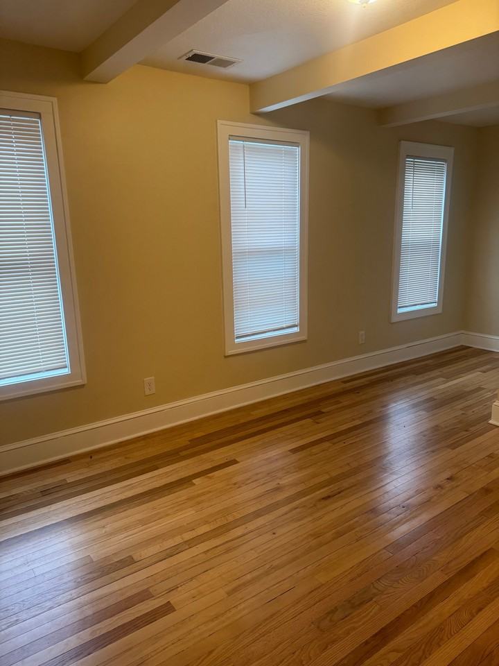 706 Conway St #2 - Photo 5 of 14