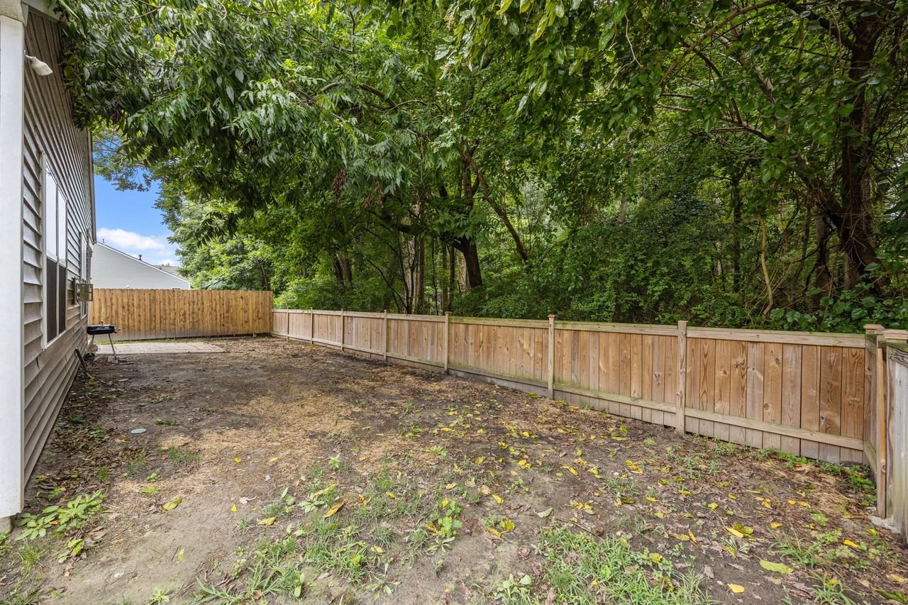 204 Gabrielle St - Photo 3 of 31
