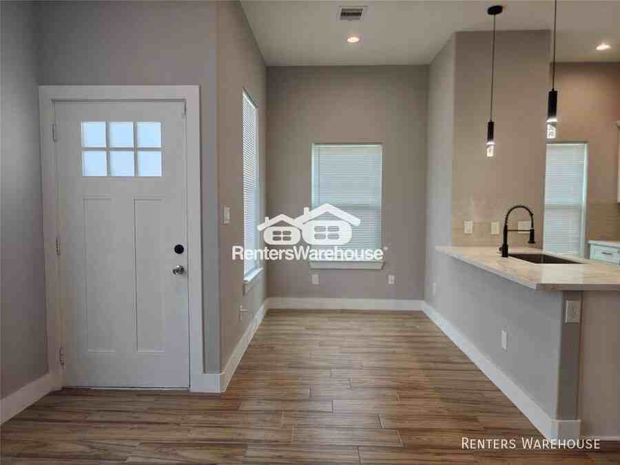 4124 Vaughn Street - Photo 6 of 16