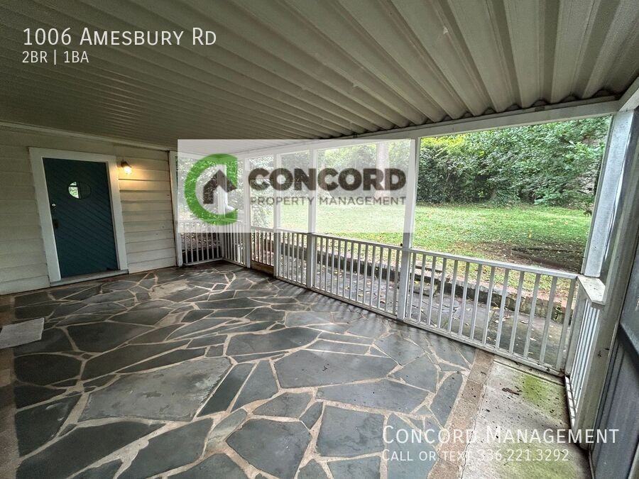 1006 Amesbury Rd - Photo 2 of 18