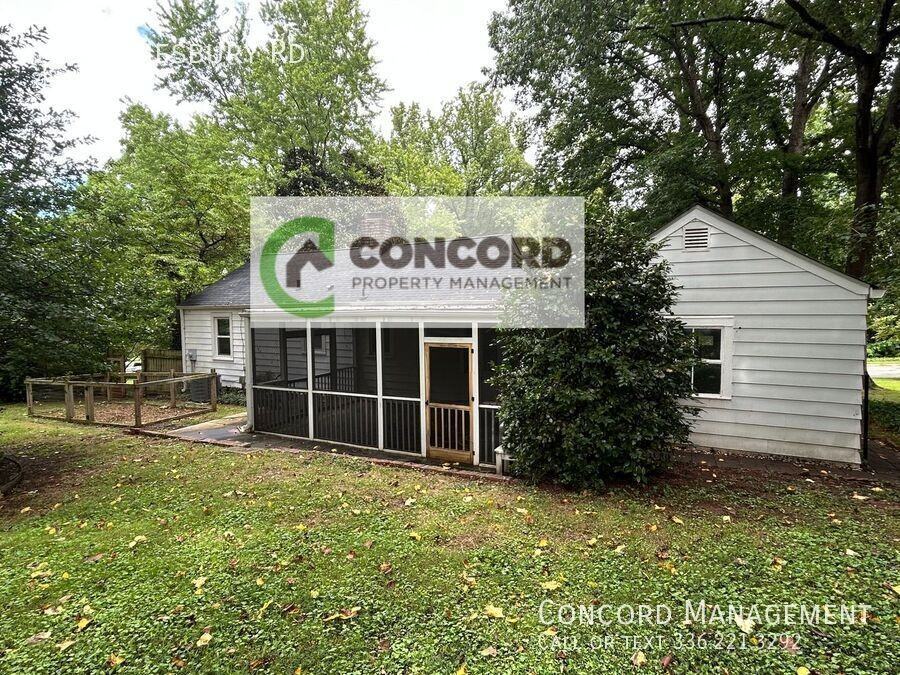 1006 Amesbury Rd - Photo 3 of 18