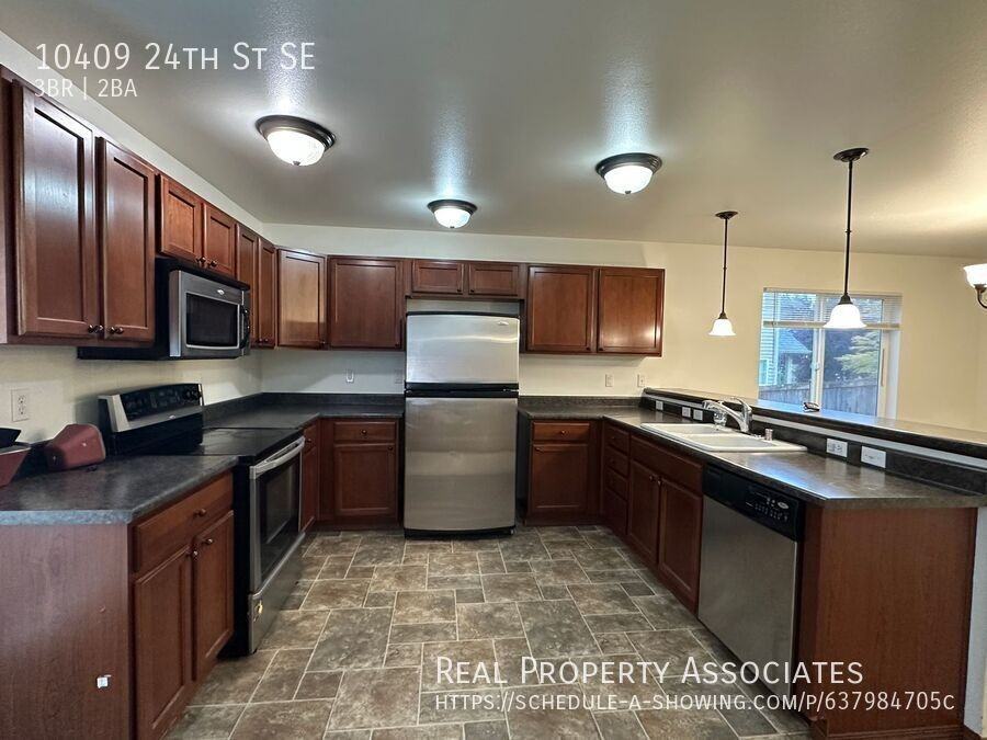 10409 24th St Se - Photo 4 of 16