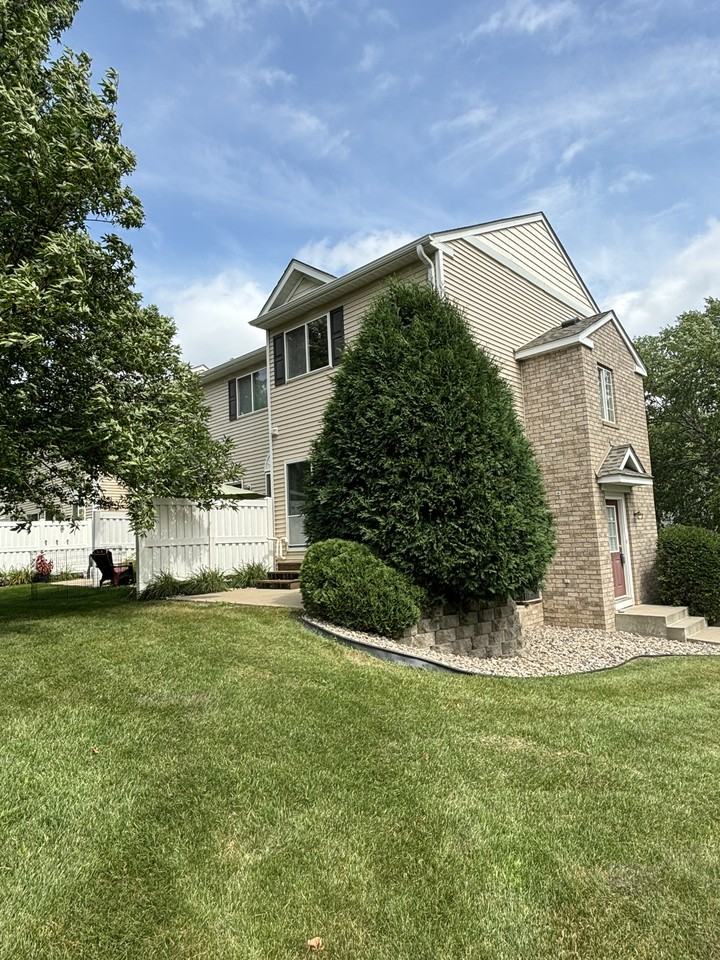 7792 Village Pl #NA - Photo 2 of 22