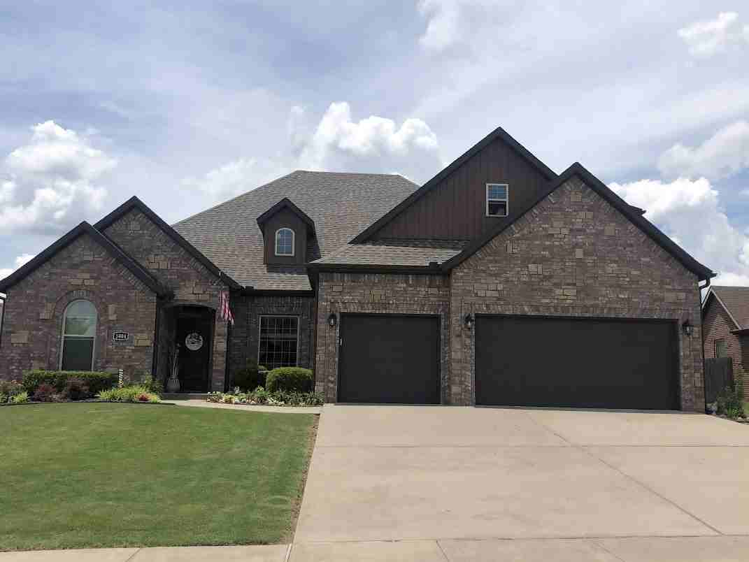 5804 S 66th St #NA - Photo 3 of 37