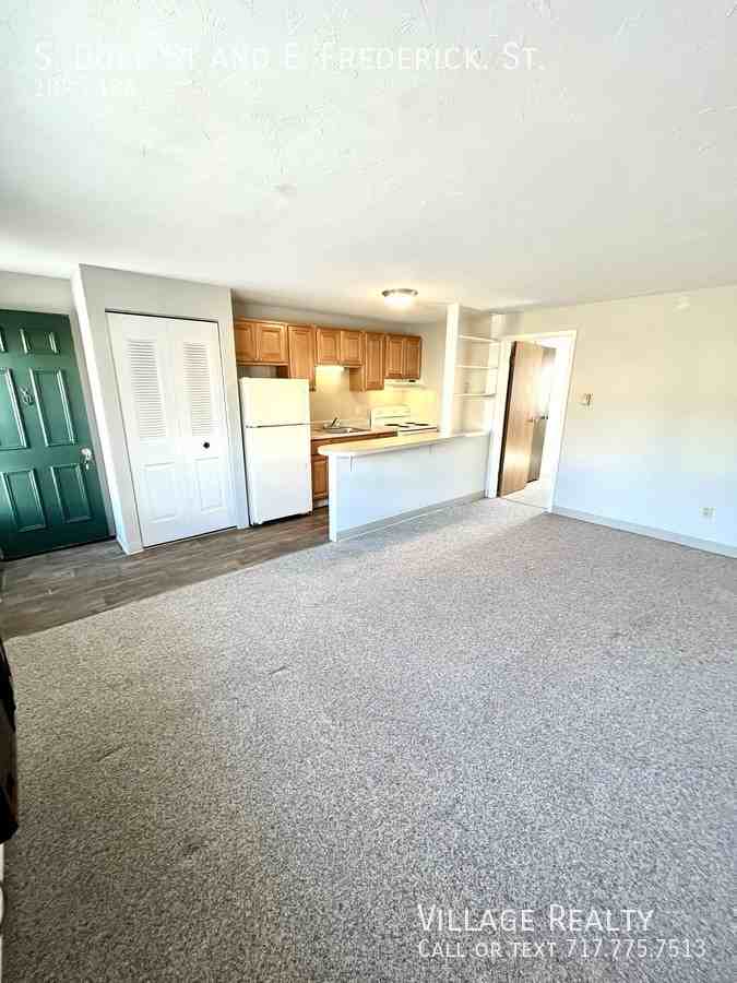 Duke & E. Frederick. St. #C - Photo 3 of 50