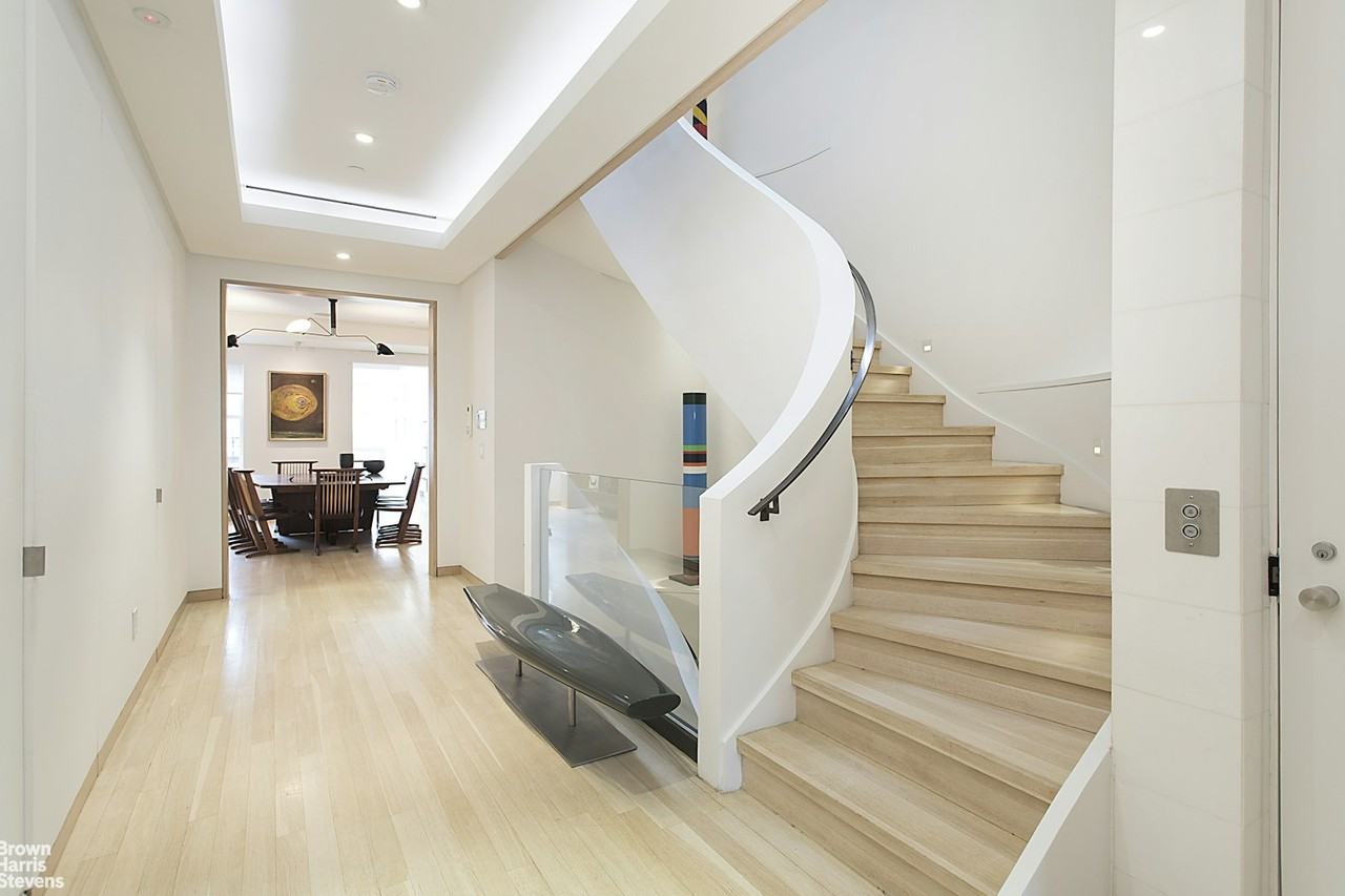 314 W 92nd St #PH - Photo 5 of 12