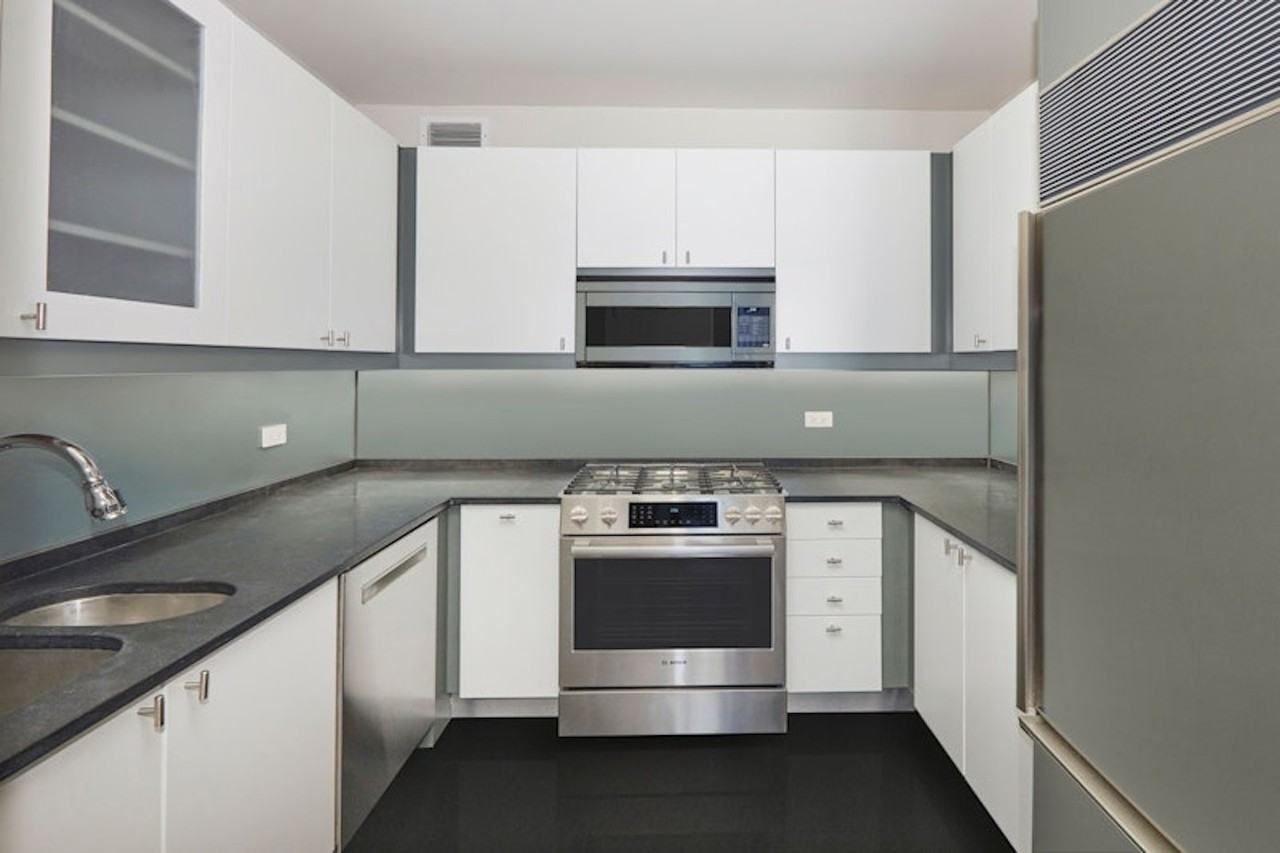 230 W 56th St #68B - Photo 4 of 13