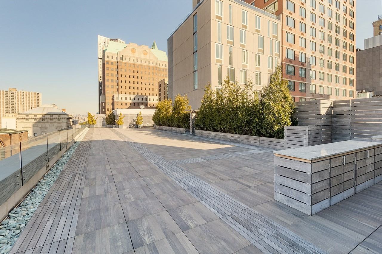 75 Clinton St #6F - Photo 5 of 8