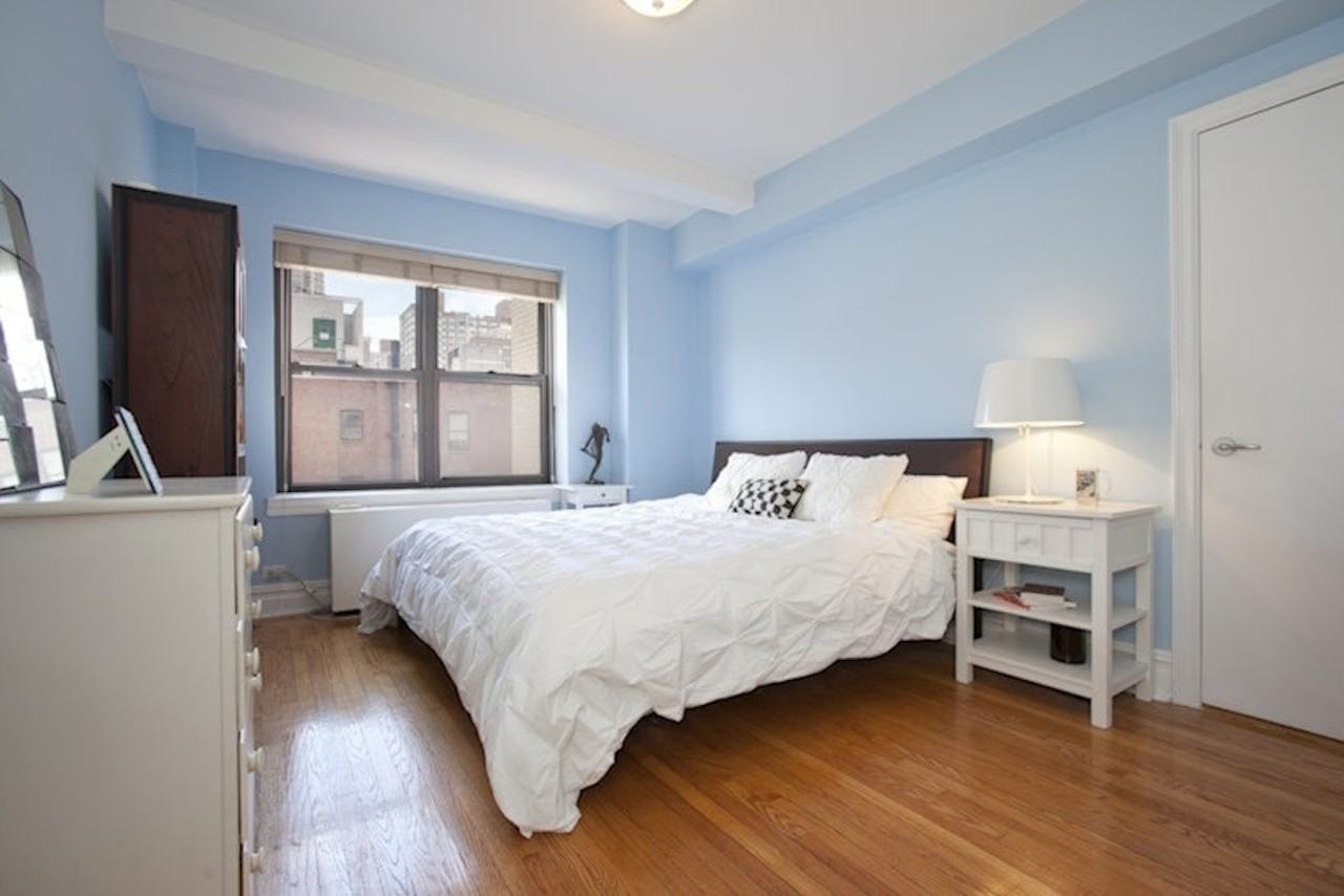 230 Riverside Dr #8P - Photo 6 of 16