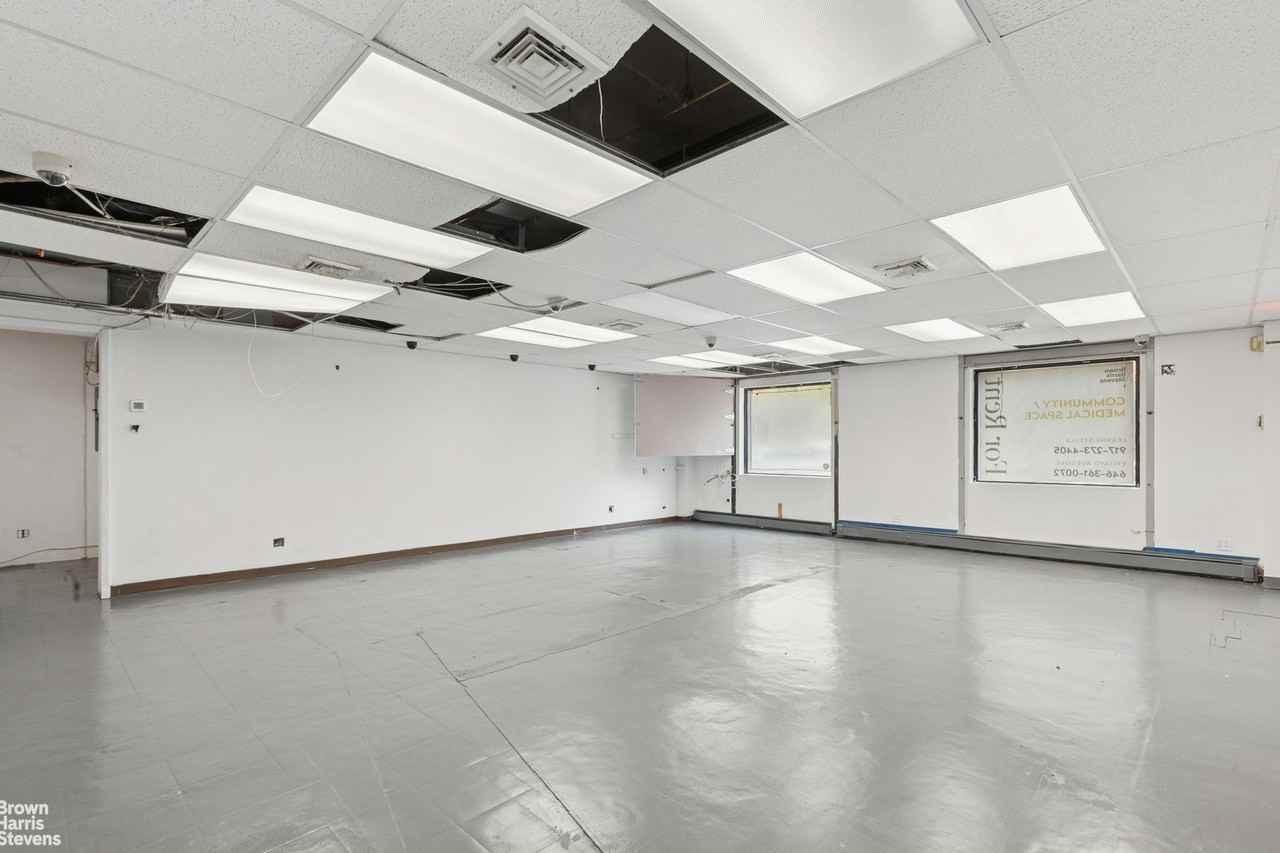 1901 Madison Ave - Photo 4 of 12