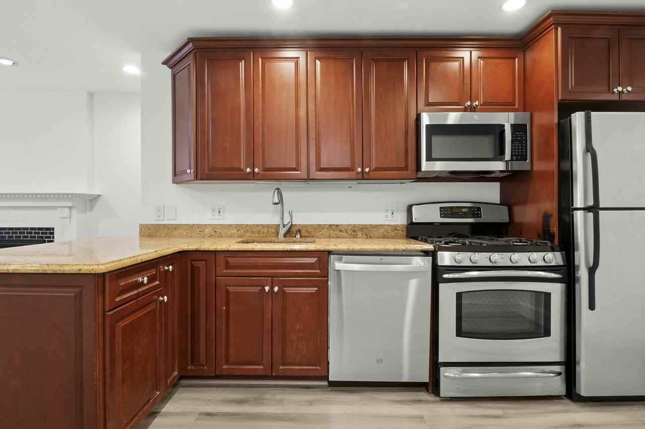 64 Prospect Ave - Photo 3 of 6