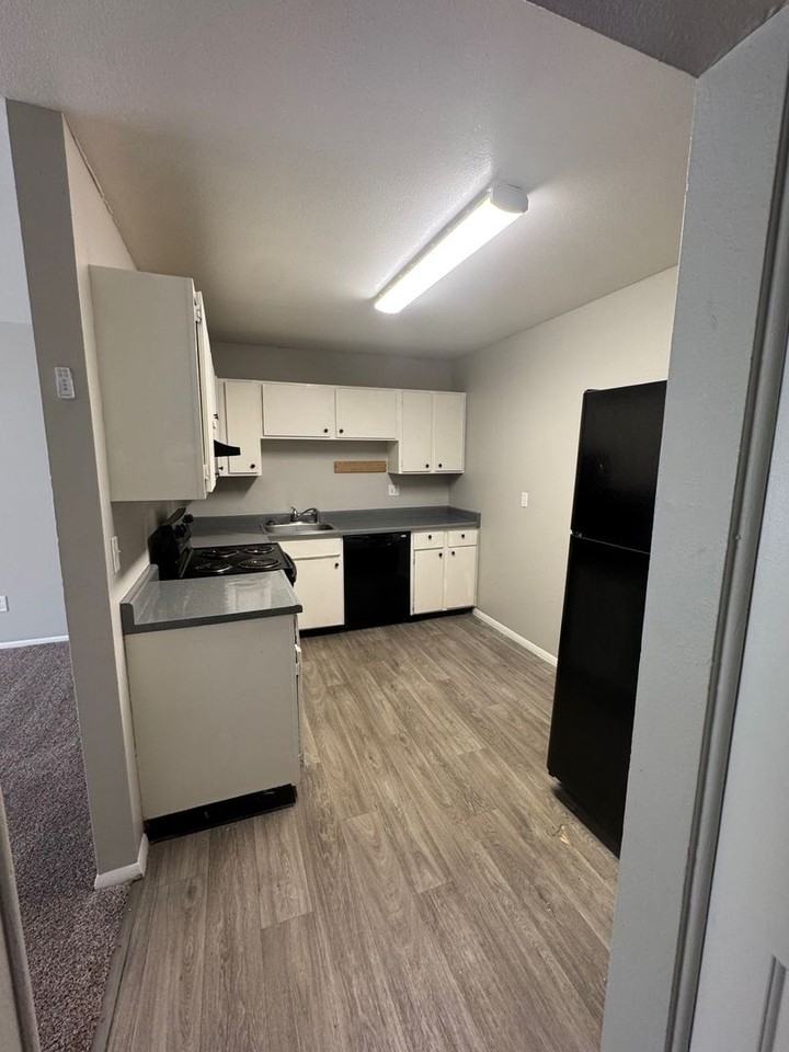 3635 Michigan Ave #07 - Photo 5 of 26