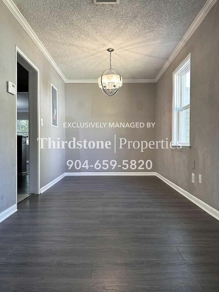 854 Bunker Hill Blvd - Photo 7 of 31