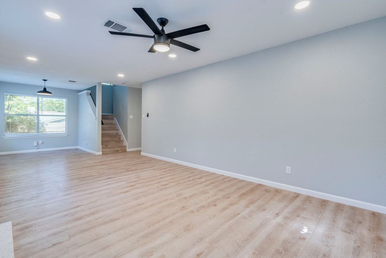 13808 Lothian Drive - Photo 5 of 31