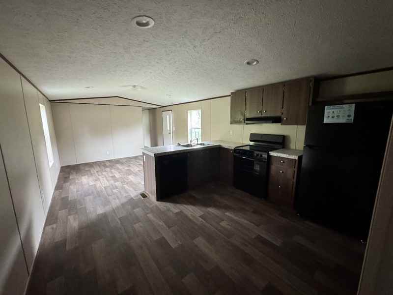 1732 Nivens Ln - Photo 3 of 11