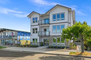 featured image of 962 Peace Portal Dr #301