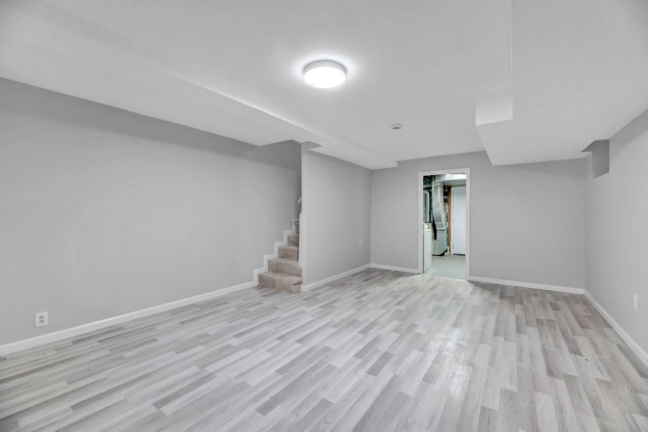 41 Tuckerman St Nw - Photo 4 of 27