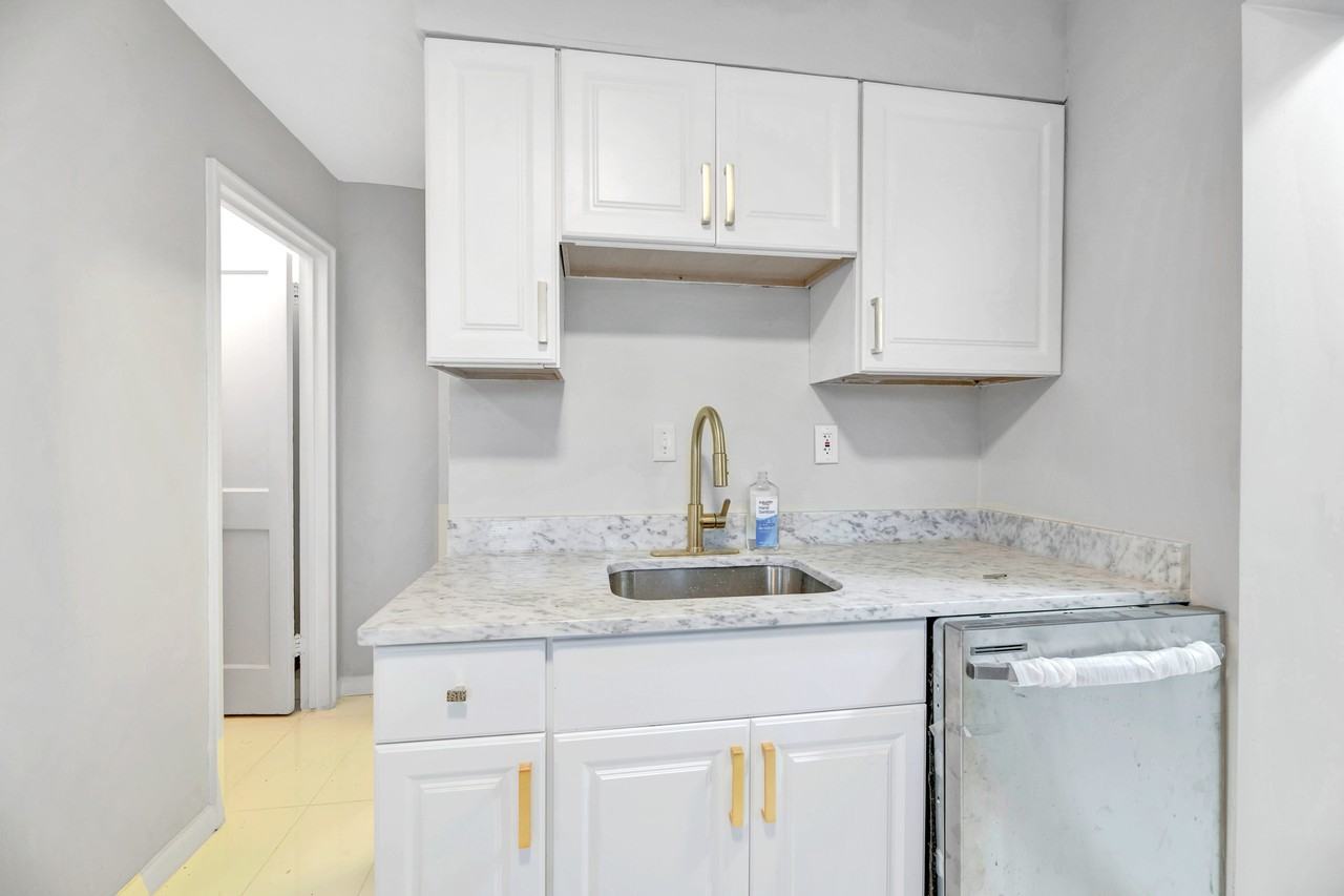 41 Tuckerman St Nw - Photo 7 of 22