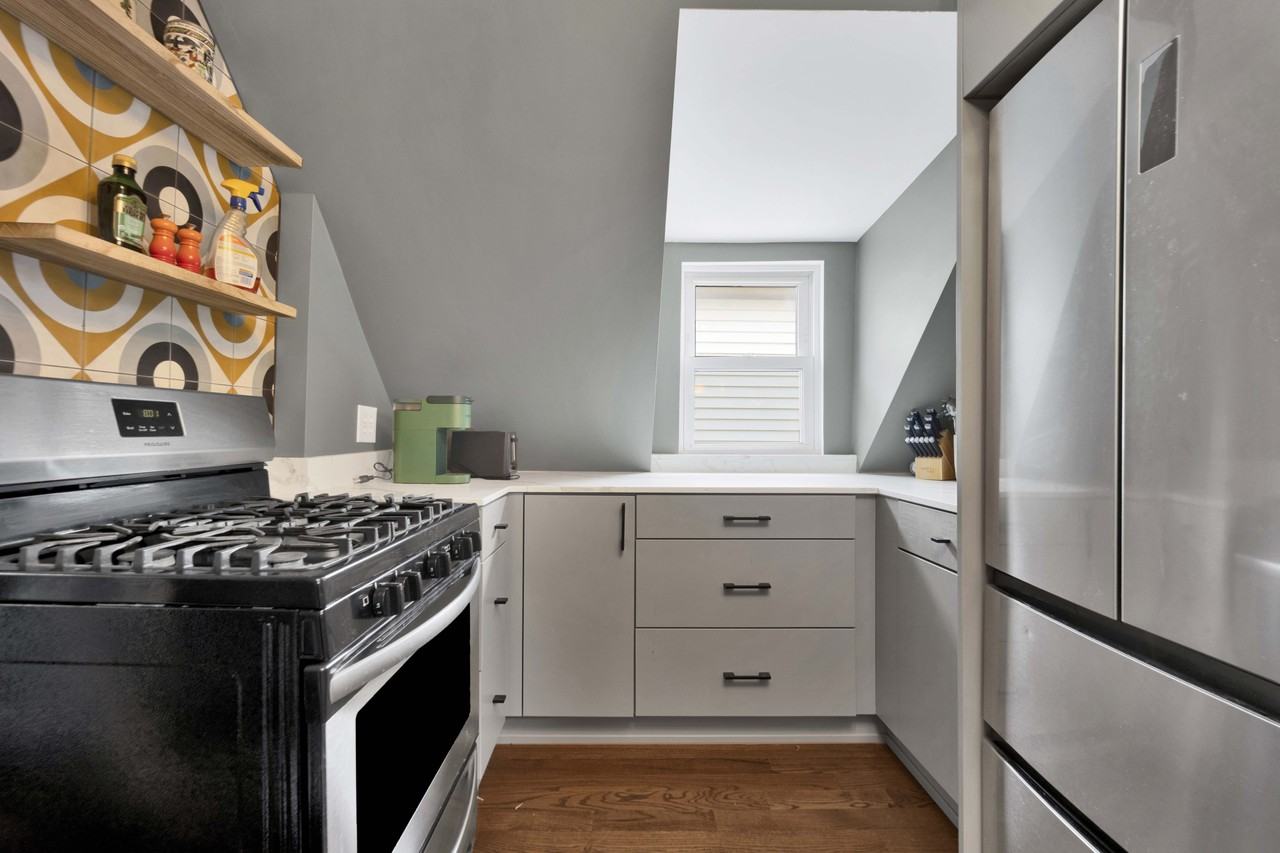 1625 W Hollywood Ave #3 - Photo 5 of 10