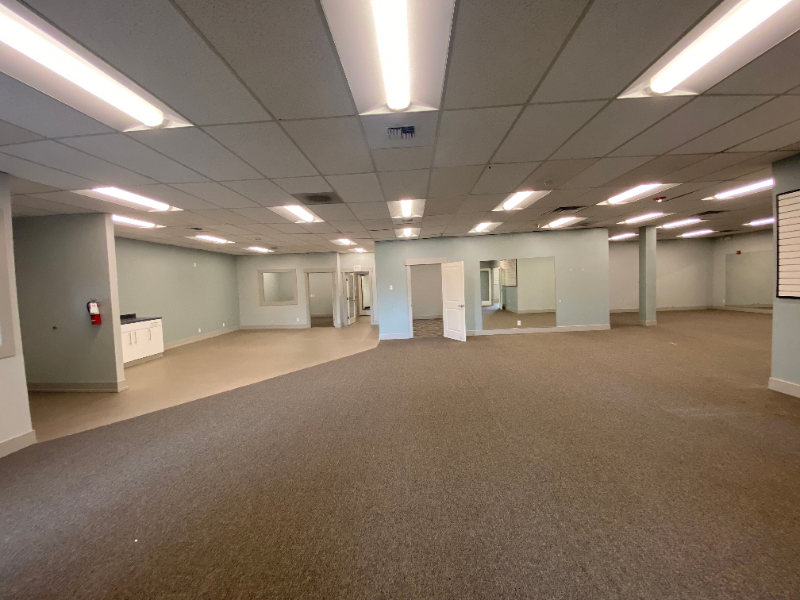 15811 Ambaum Blvd Sw #140 - Photo 5 of 13