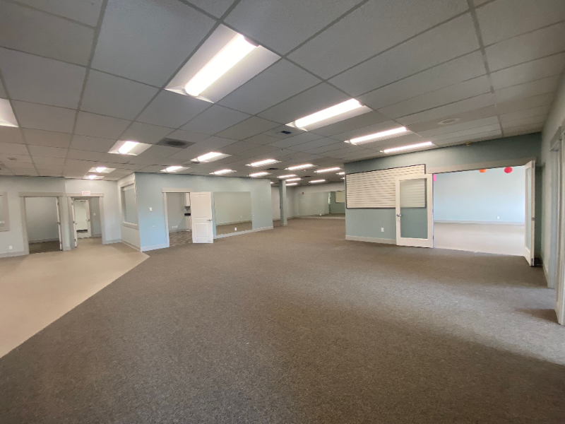 15811 Ambaum Blvd Sw #140 - Photo 6 of 13