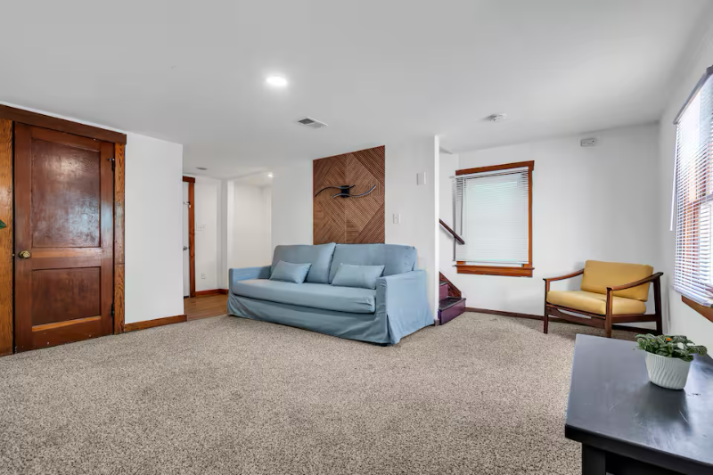 54 Fremont Ave - Photo 2 of 18