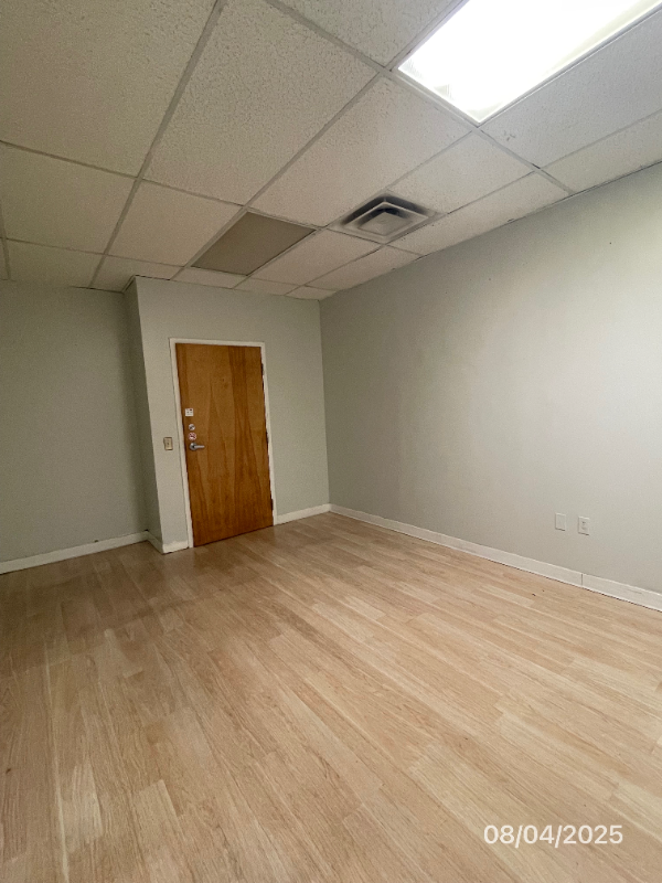 3060 Pharr Court North Nw #9E - Photo 3 of 5