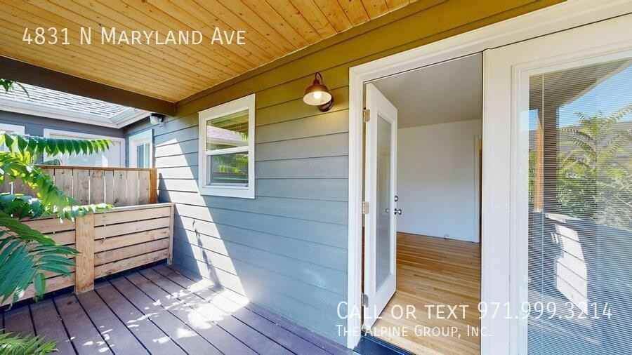 4831 North Maryland Avenue - Photo 4 of 18