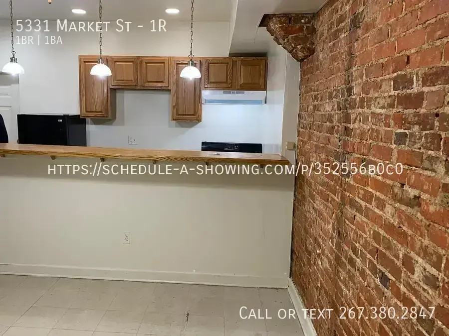 5331 Market St #1R - Photo 3 of 7