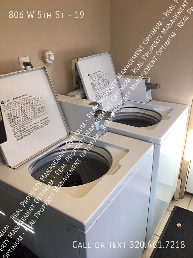 806 West 5th Street #19 - Photo 7 of 8