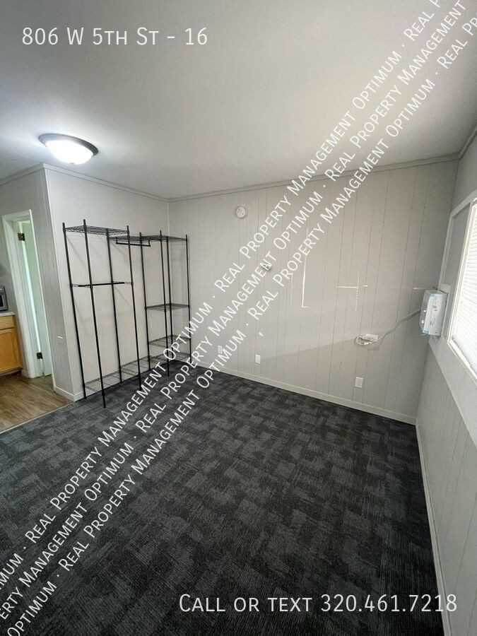 806 W 5th St #16 - Photo 3 of 9
