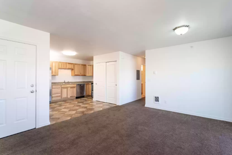 4 Diane Rd #3 - Photo 2 of 13