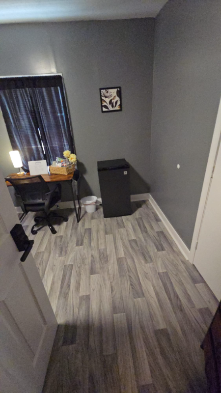 2483 Vandale Ave - Photo 6 of 8