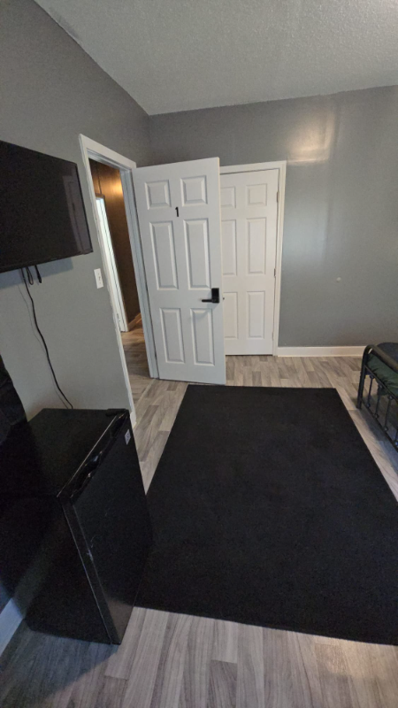 2483 Vandale Ave - Photo 7 of 8