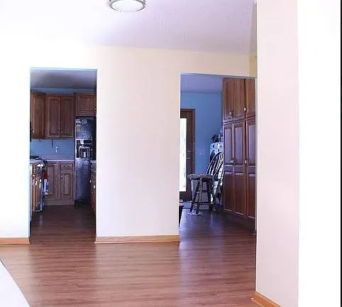 1115 6th Avenue East - Photo 2 of 17