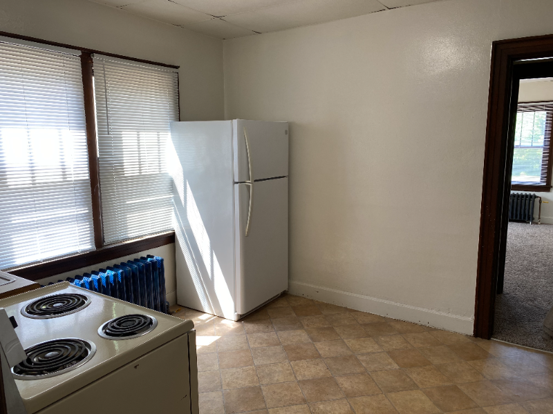 264 College St Se #1 - Photo 2 of 13