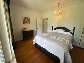 305 Laurel St #3 - Photo 1 of 1