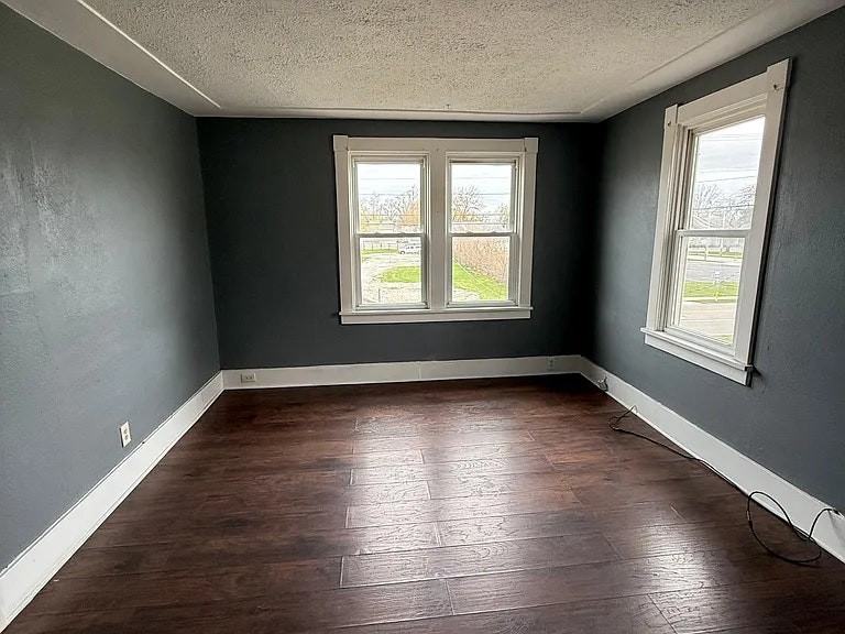 283 Abbe Road North, Unit 2 - Photo 2 of 8