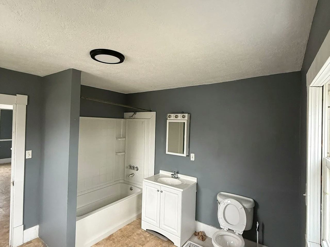 283 Abbe Road North, Unit 2 - Photo 5 of 8