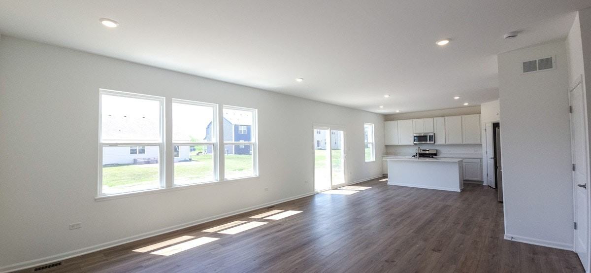 8487 Redmond Street - Photo 6 of 23