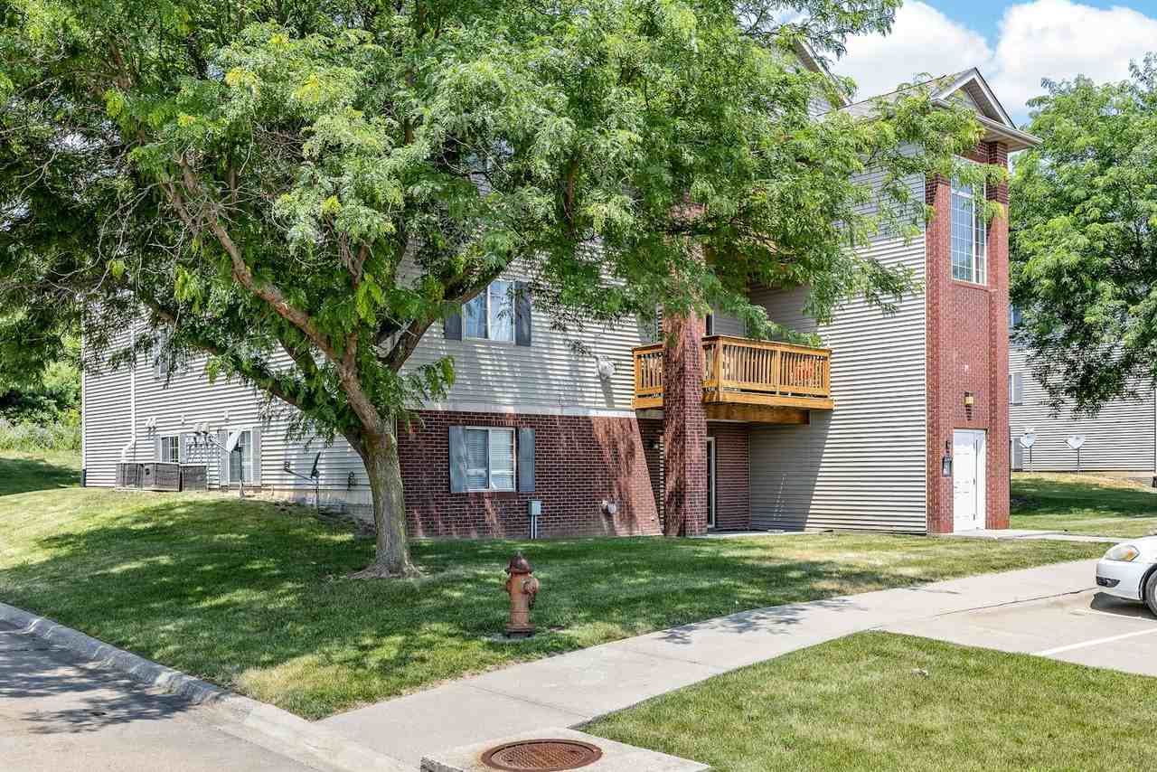 2272 Holiday Road, Unit 607 - Photo 3 of 23