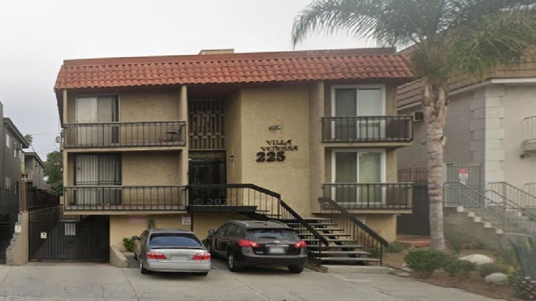 8199 - 225 South Mariposa Avenue - Photo 2 of 12